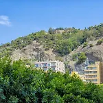 Three-bedroom apartment Cervantes